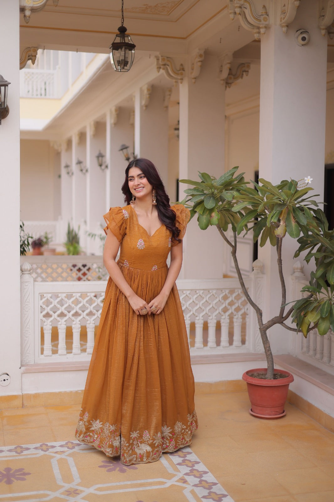 PREMIUM DESIGNER READYMADE GOWN