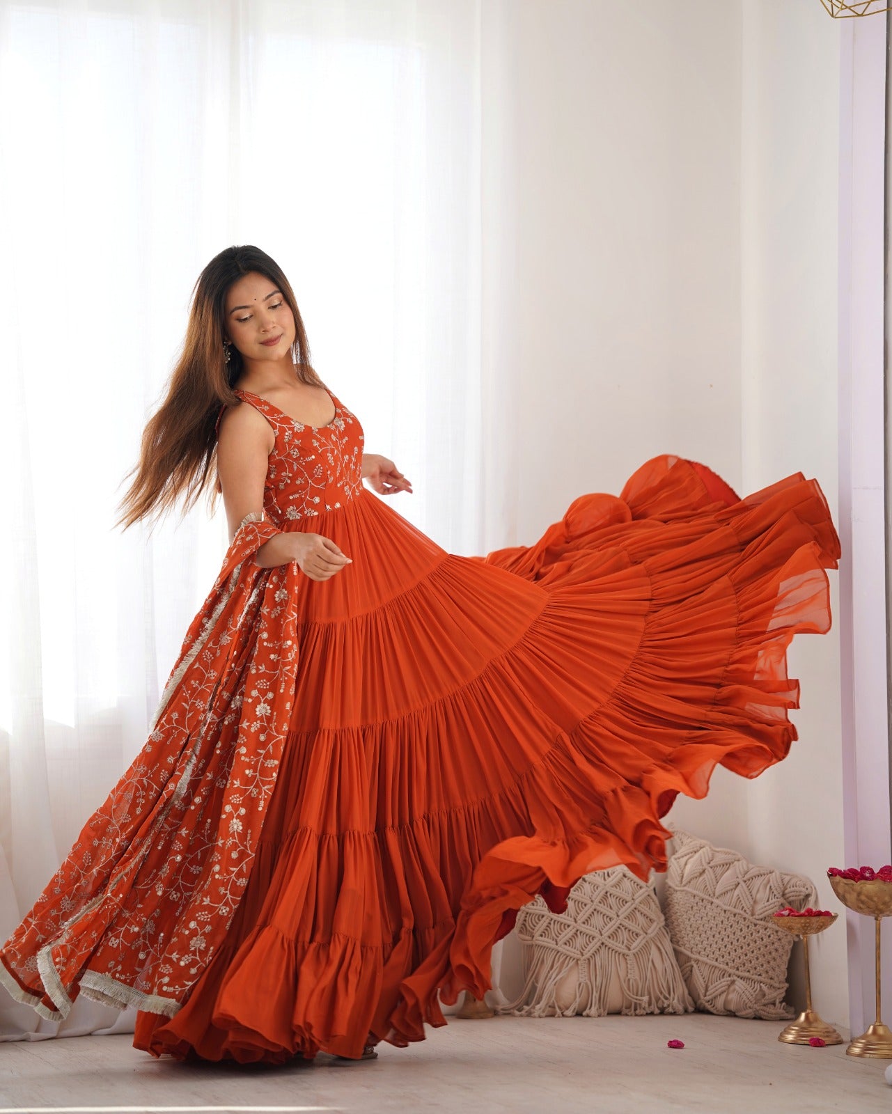 Colourfull & Stylish Ethnic Outfit
