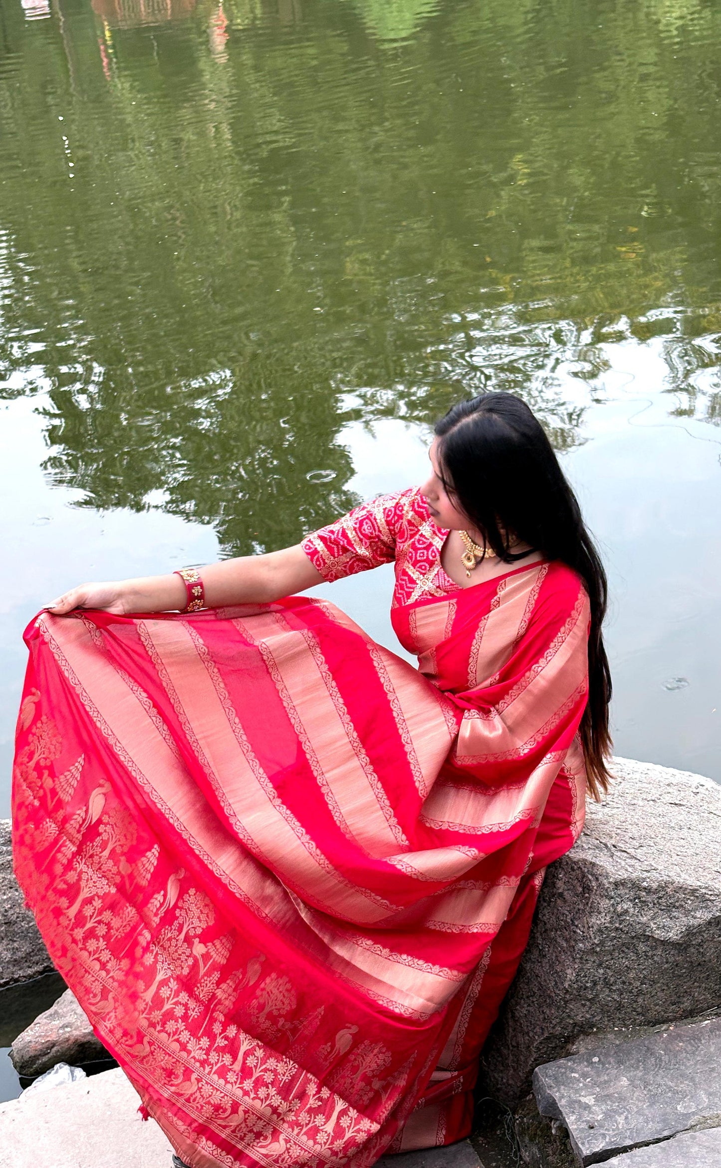 Crafted from luxurious Moonga silk Premium Saree
