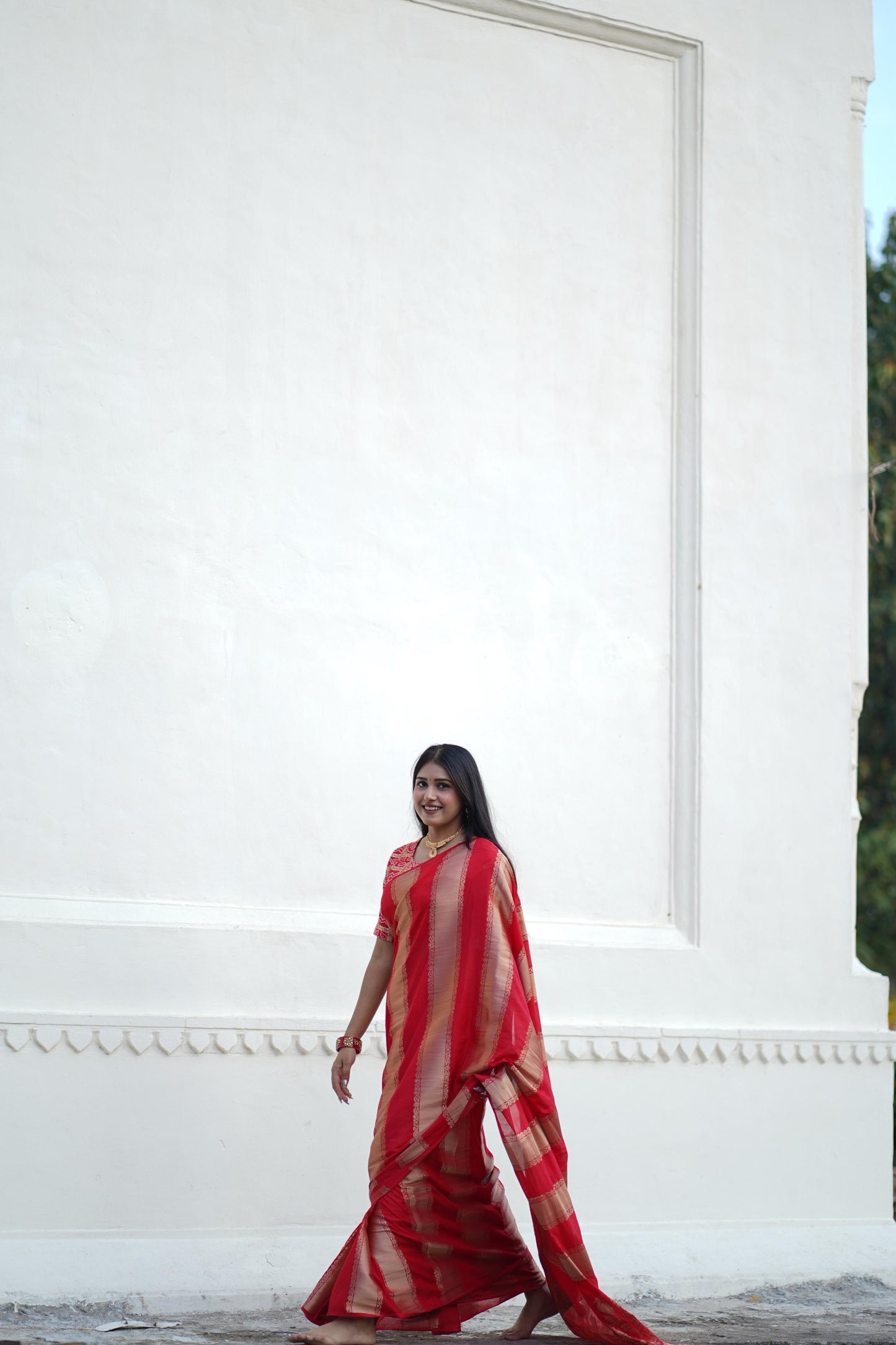 Crafted from luxurious Moonga silk Premium Saree