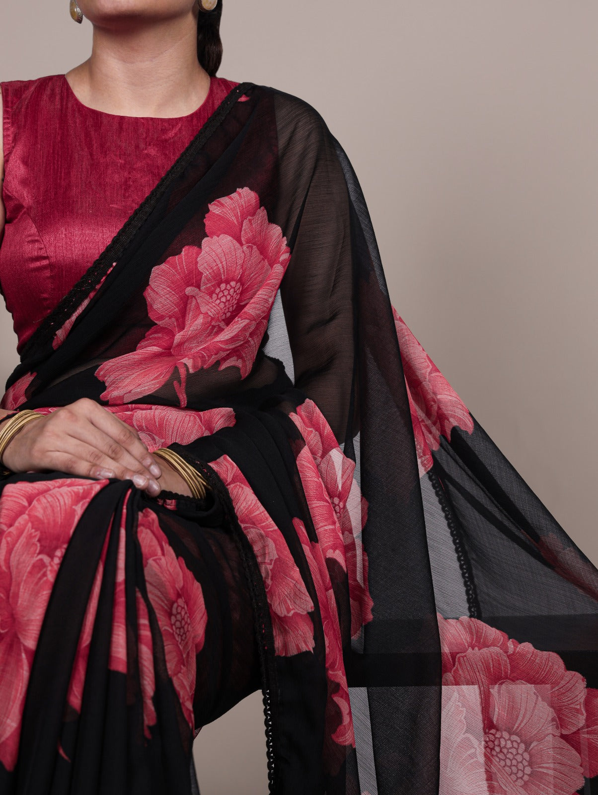 A perfect harmony of airy chiffon and blooming florals
