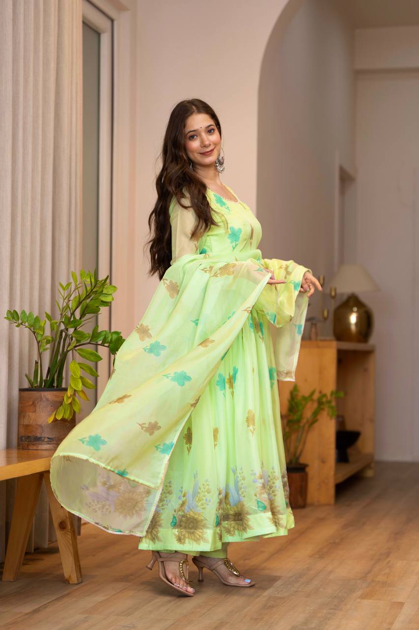 Light Green 💚 Organza Floral Print Ready To Wear Suit