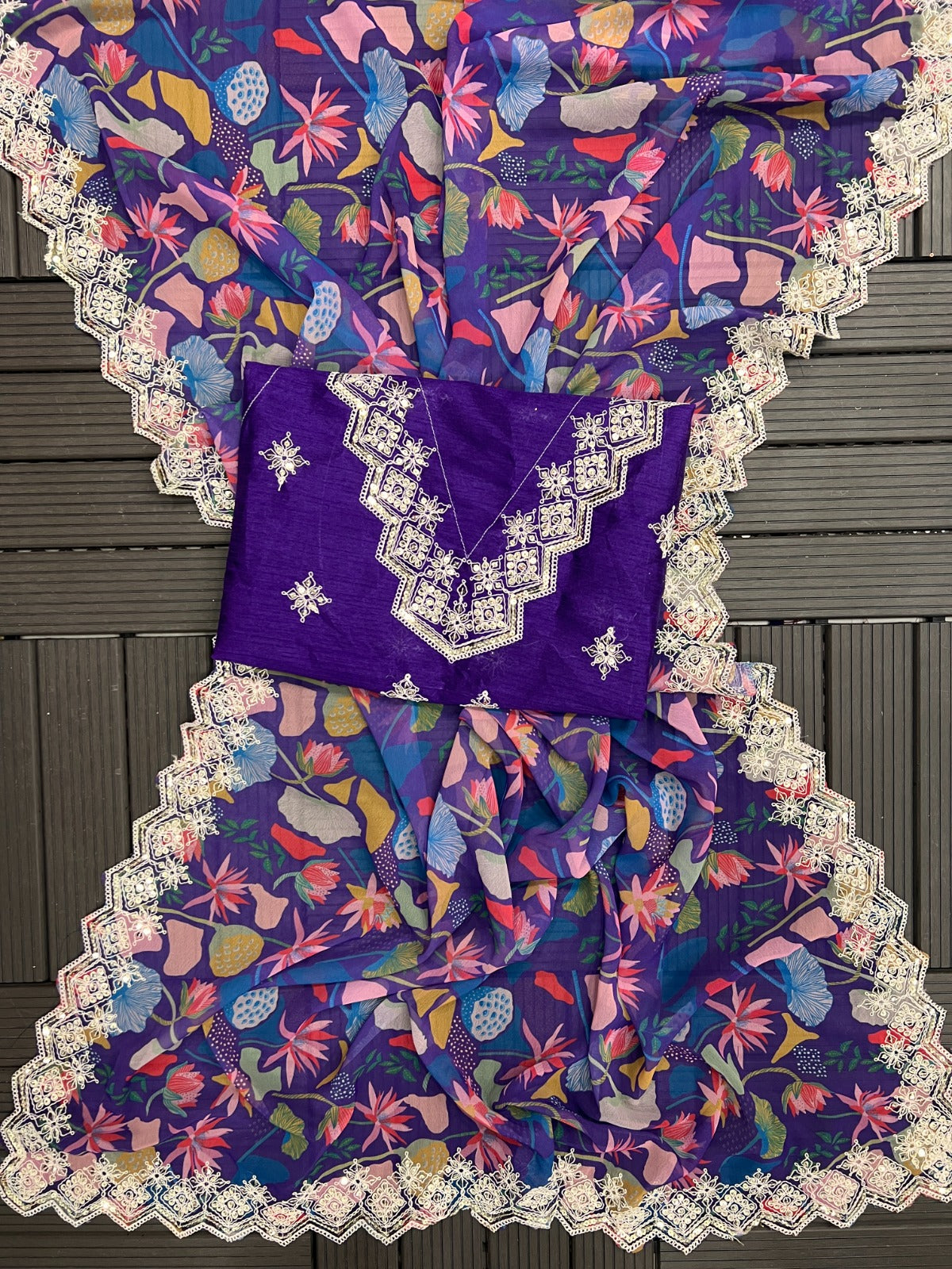 Purple Floral Soothing Chic Saree