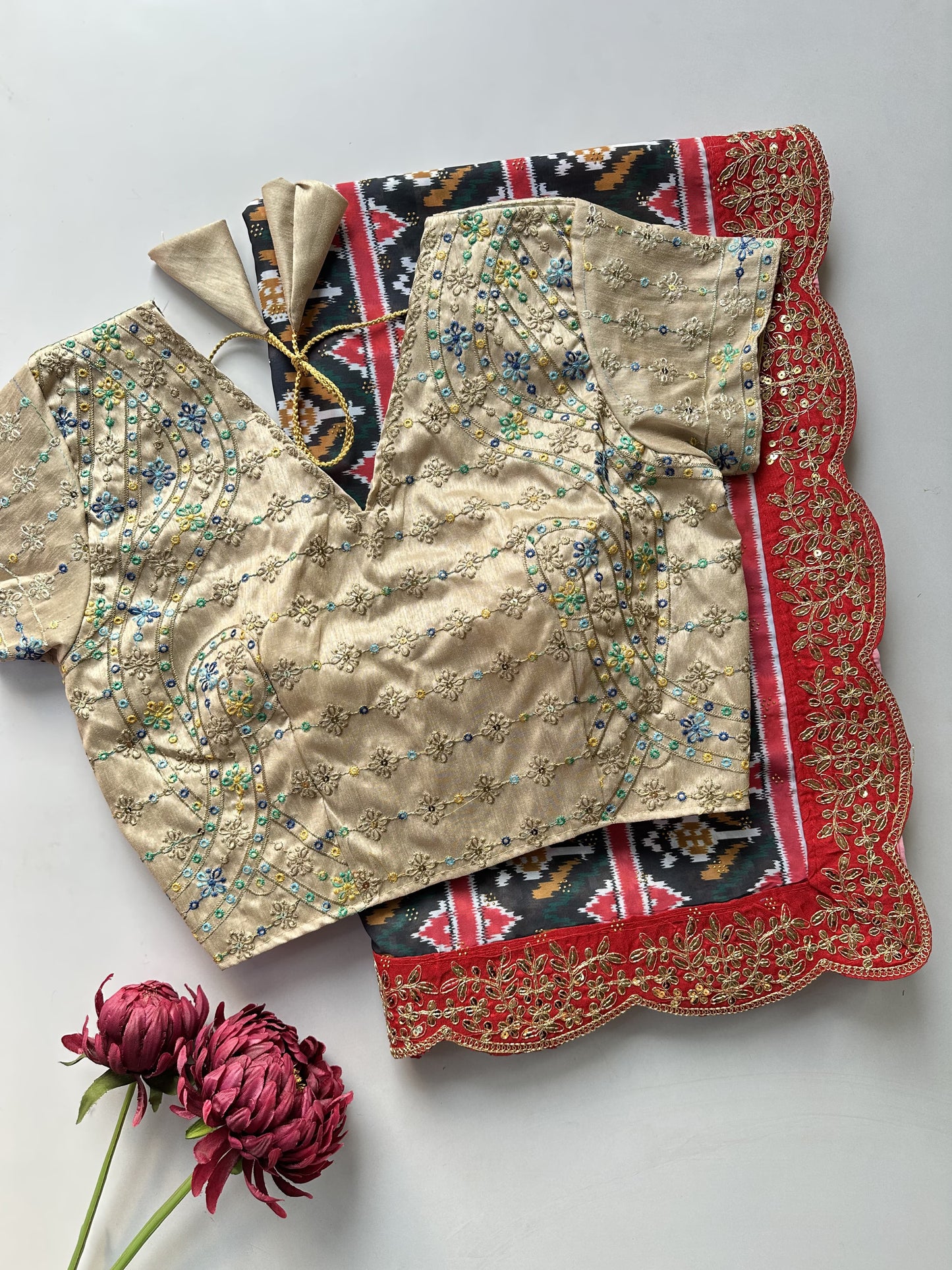 Bollywood Inspired BlockBuster Shilpa Shetty Style Mirror Work Saree