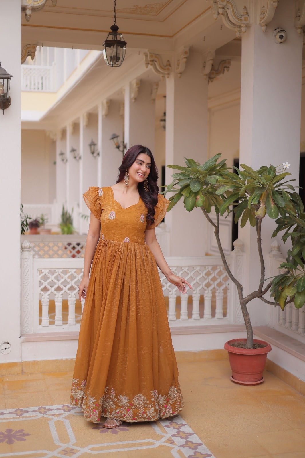 PREMIUM DESIGNER READYMADE GOWN